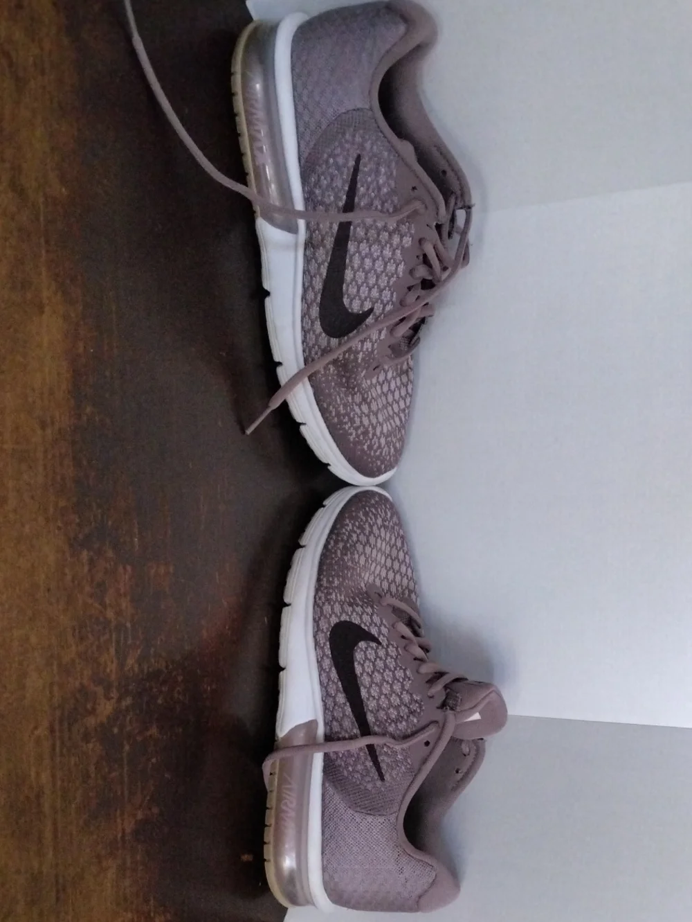Nike Women's Air Max Sequent 2 Sneakers, Size 8 1/2 US